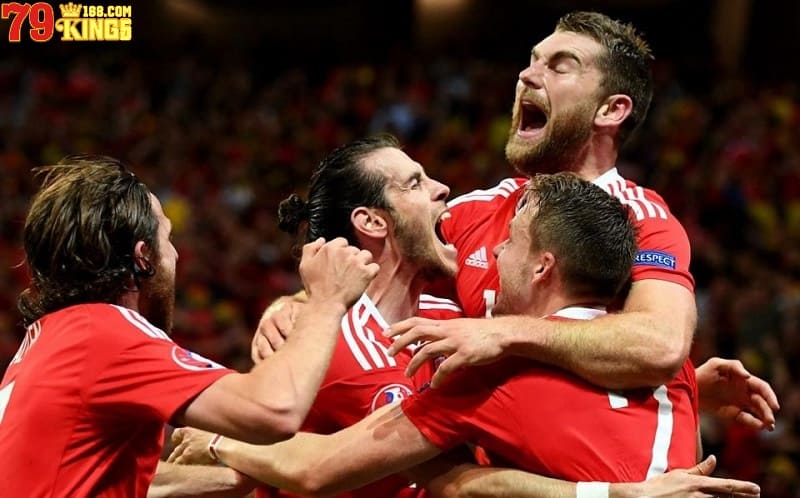 Đội tuyển Wales đã vào vòng bán kết Euro 2016