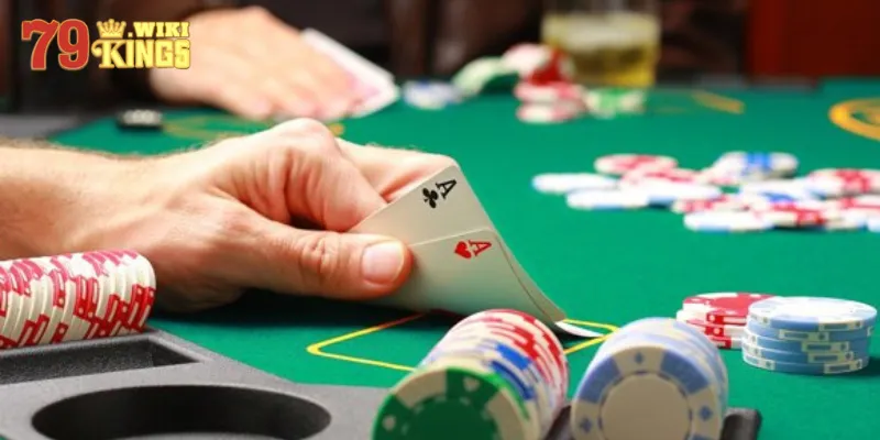 Tìm hiểu cách chơi bài Poker một cách cơ bản
